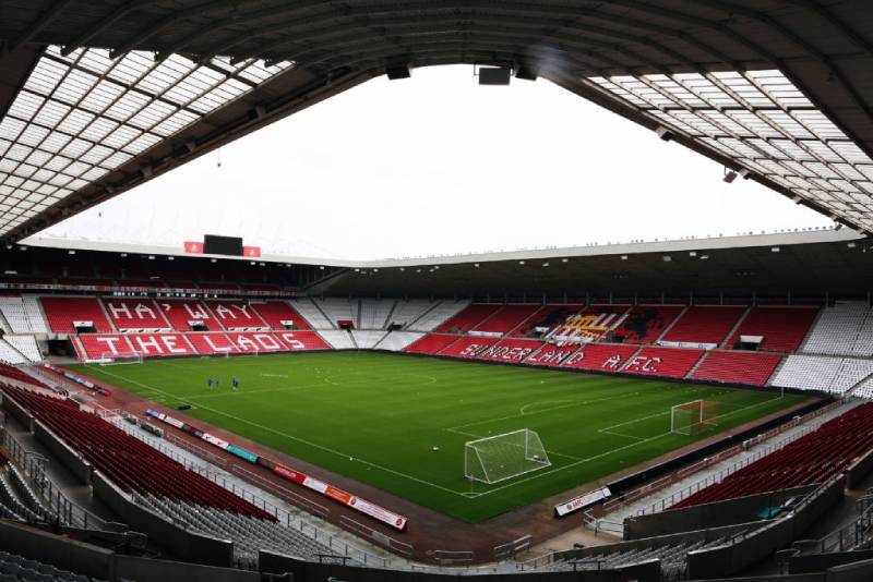 Sân vận động Ánh Sáng